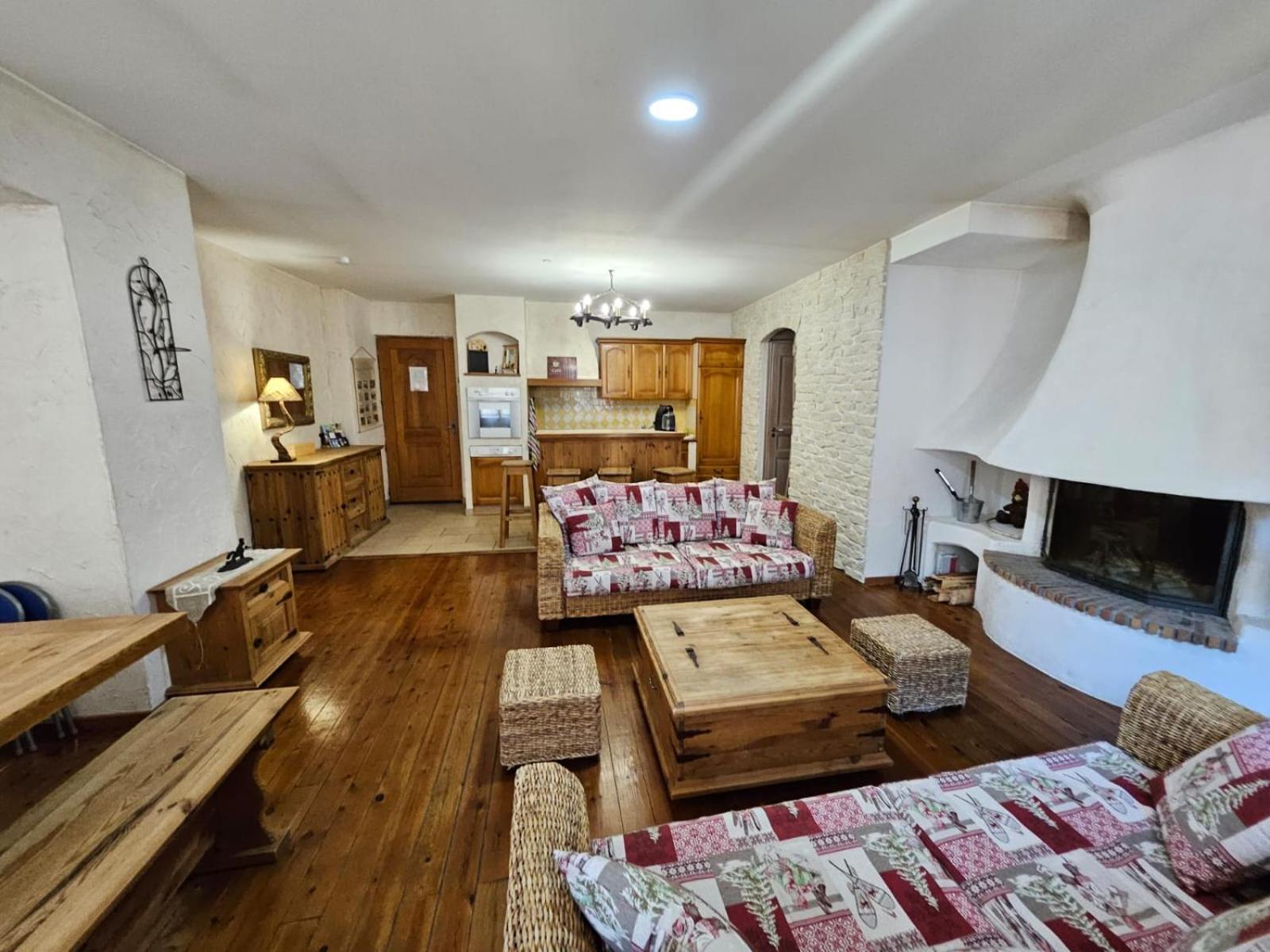 Blaise 4 Pieces Apartment แซ็ง เอเทียน เดอ ทิเน ภายนอก รูปภาพ
